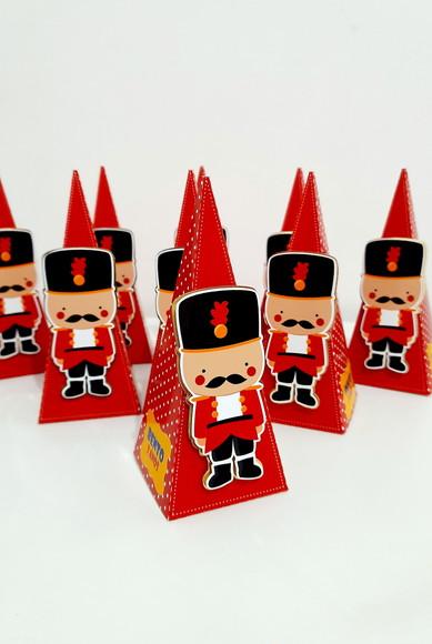 Cone Pirâmide - Soldadinho De Chumbo