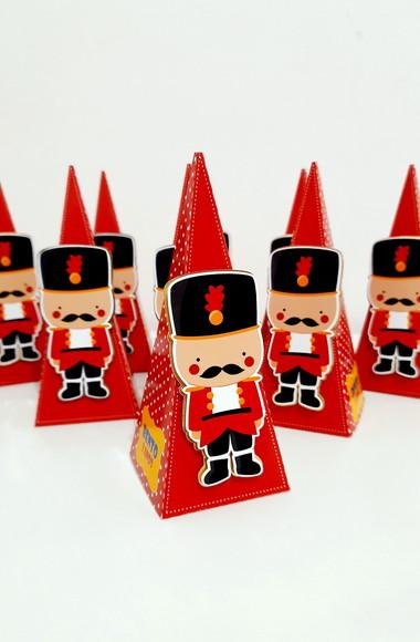 Cone Pirâmide - Soldadinho De Chumbo
