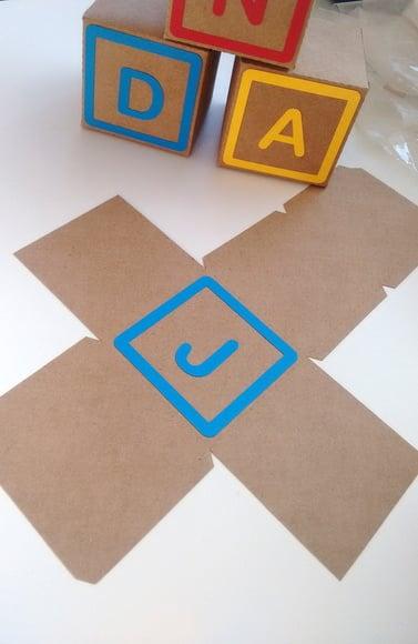 Cubo e Letra