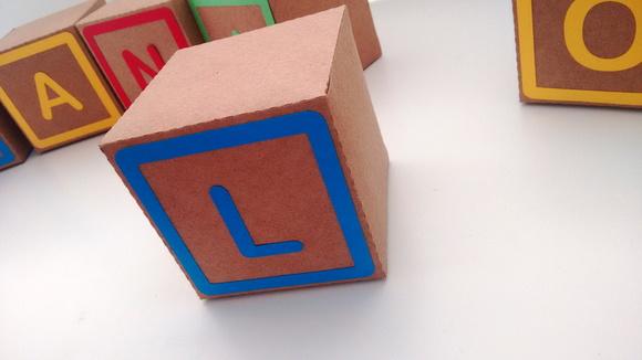 Cubo e Letra