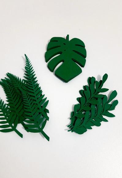 Folhagens 7 cm - 30 Unidades