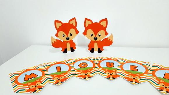 Kit Bandeirola e Display - Raposinha