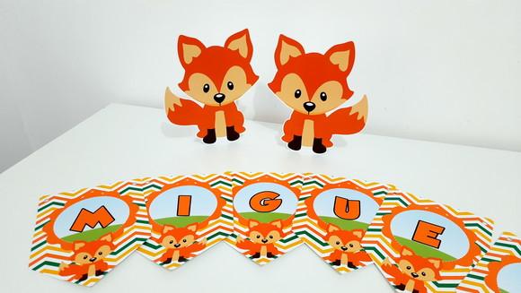 Kit Bandeirola e Display - Raposinha