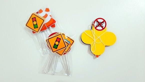 Kit Forminha e Topper - Meios de Transporte