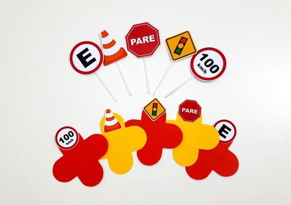 Kit Forminha e Topper - Meios de Transporte