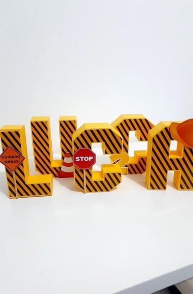 Letra 3d - Construção