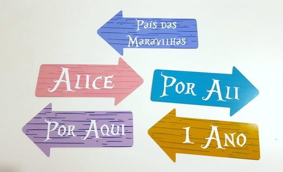 Placas Decorativas - Alice no País das Maravilhas