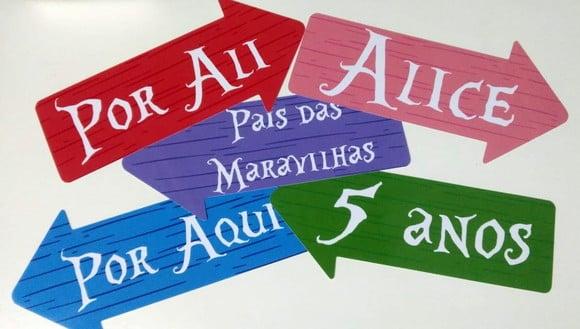 Placas Decorativas - Alice no País das Maravilhas