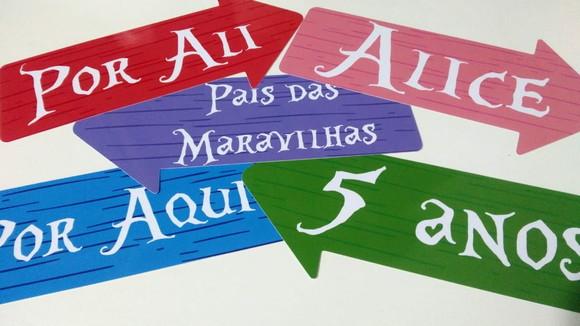 Placas Decorativas - Alice no País das Maravilhas
