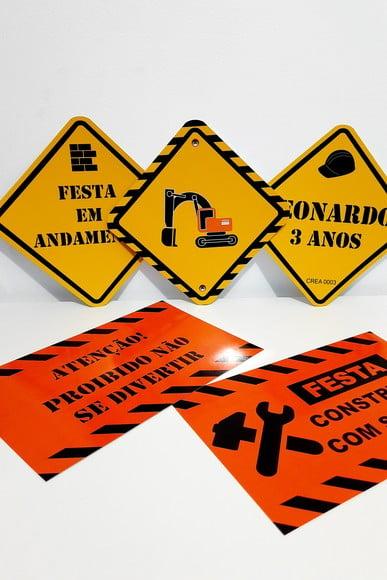 Placas Decorativas - Construção