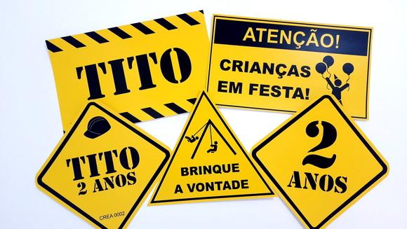 Placas Decorativas - Construção