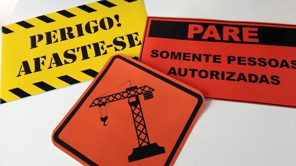 Placas Decorativas - Construção
