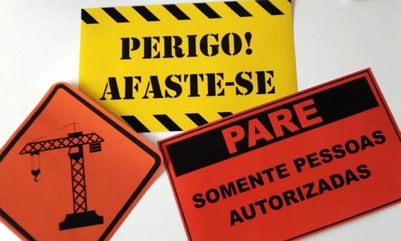 Placas Decorativas - Construção