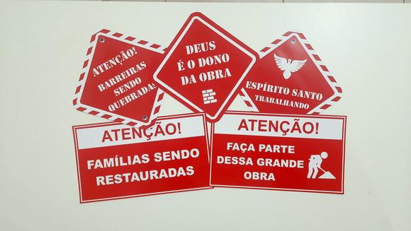 Placas Decorativas - Igreja / Obras