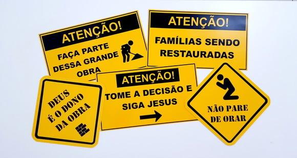 Placas Decorativas - Igreja / Obras