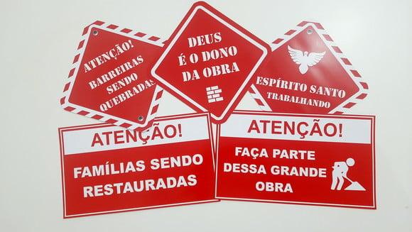Placas Decorativas - Igreja / Obras