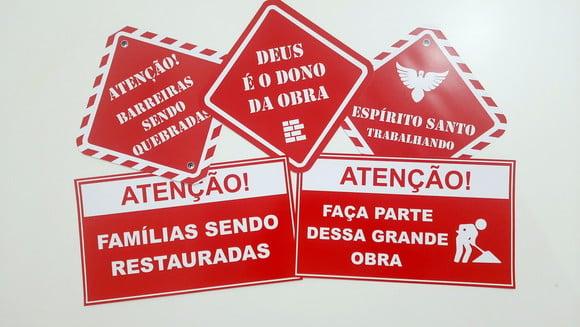 Placas Decorativas - Igreja / Obras