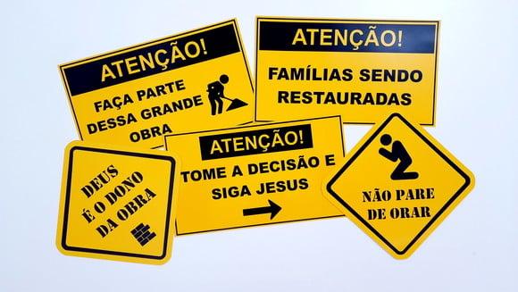 Placas Decorativas - Igreja / Obras