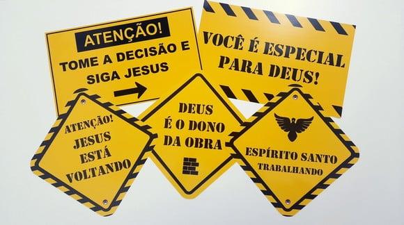 Placas Decorativas - Igreja / Obras