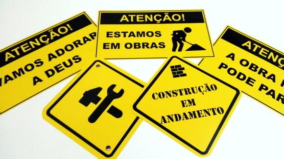 Placas Decorativas - Igreja / Obras