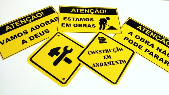 Placas Decorativas - Igreja / Obras