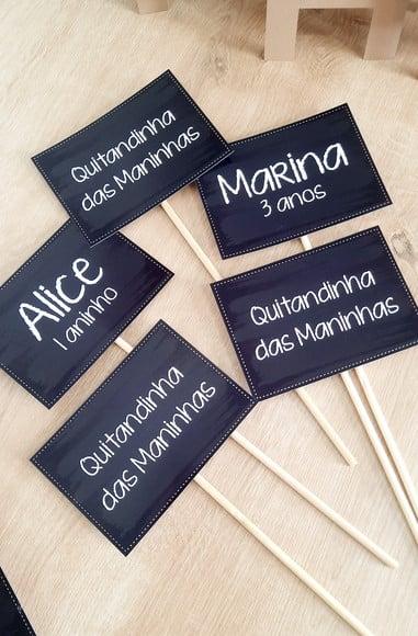 Topper Placa de Feira Quitandinha para Centro de Mesa