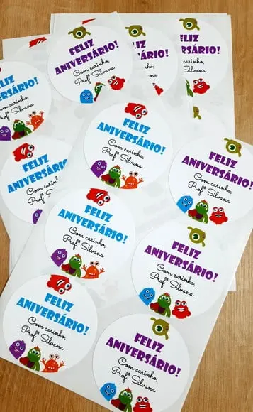 Adesivos 6 cm - Monstrinhos