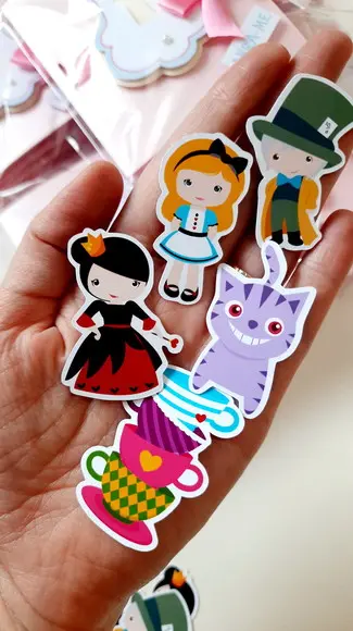 Apliques Alice no País das Maravilhas 5 cm