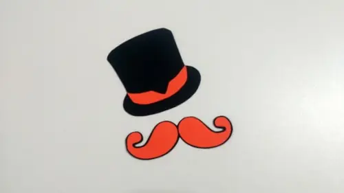 Bigode e Chapéu