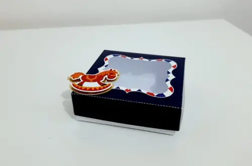 Caixa para 4 doces - Fábrica de Brinquedos