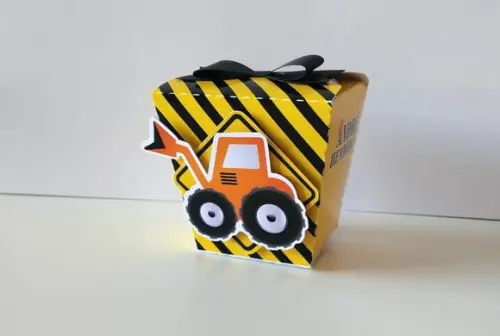 Caixa Sushi - Construção