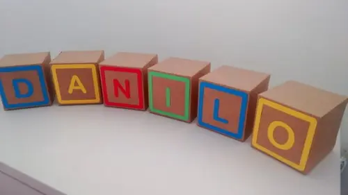 Cubo e Letra