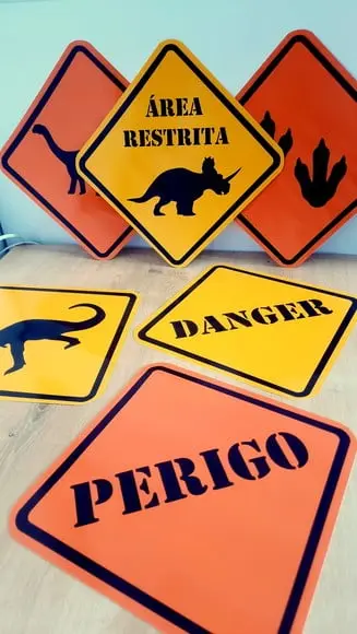 Frete Grátis: Placas Decorativas - Dinossauros