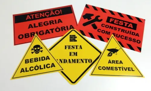 Frete Grátis: Placas Decorativas - Construção