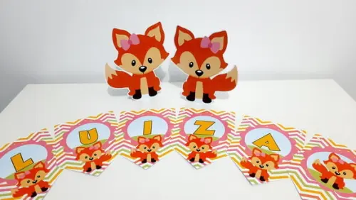 Kit Bandeirola e Display - Raposinha