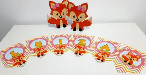 Kit Bandeirola e Display - Raposinha
