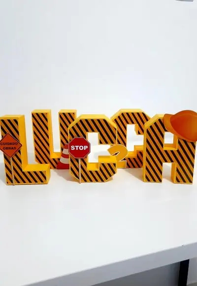 Letra 3d - Construção