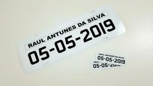 Placa de Carro Decorativa (papel)