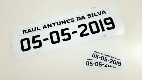 Placa de Carro Decorativa (papel)
