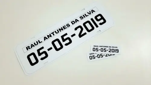 Placa de Carro Decorativa (papel)