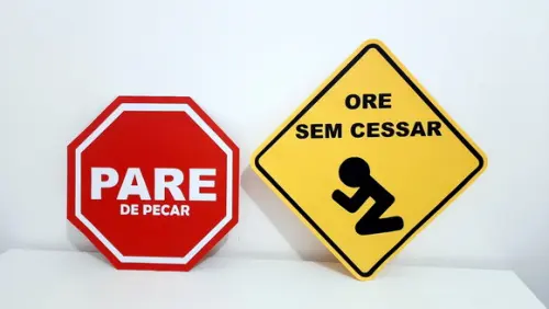 Placa Decorativa Scrap 30 e 38 cm - Igreja