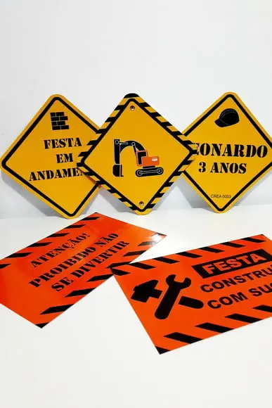 Placas Decorativas - Construção