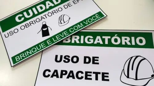 Placas Decorativas - Construção