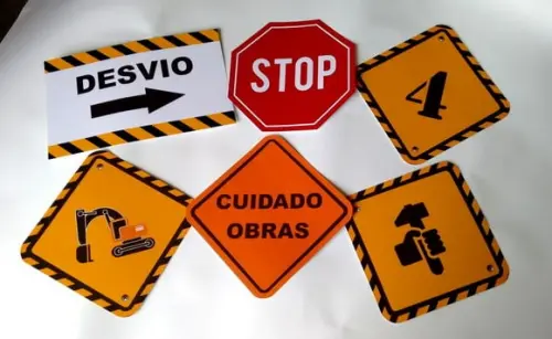 Placas Decorativas - Construção