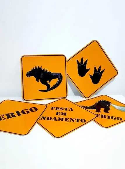 Placas Decorativas - Godzilla