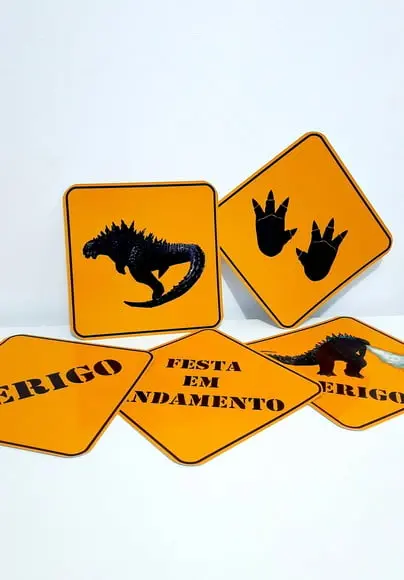 Placas Decorativas - Godzilla