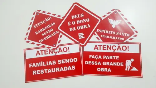 Placas Decorativas - Igreja / Obras