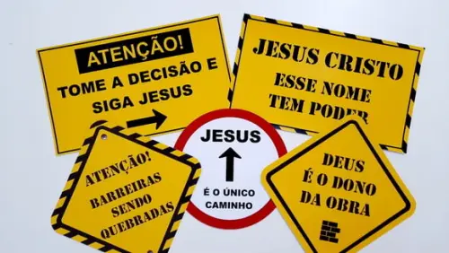 Placas Decorativas - Igreja / Obras