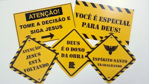 Placas Decorativas - Igreja / Obras