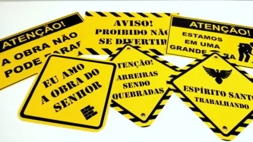 Placas Decorativas - Igreja / Obras